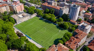 Započeli radovi na obnovi travnjaka nogometnog igrališta SRC-a Belveder